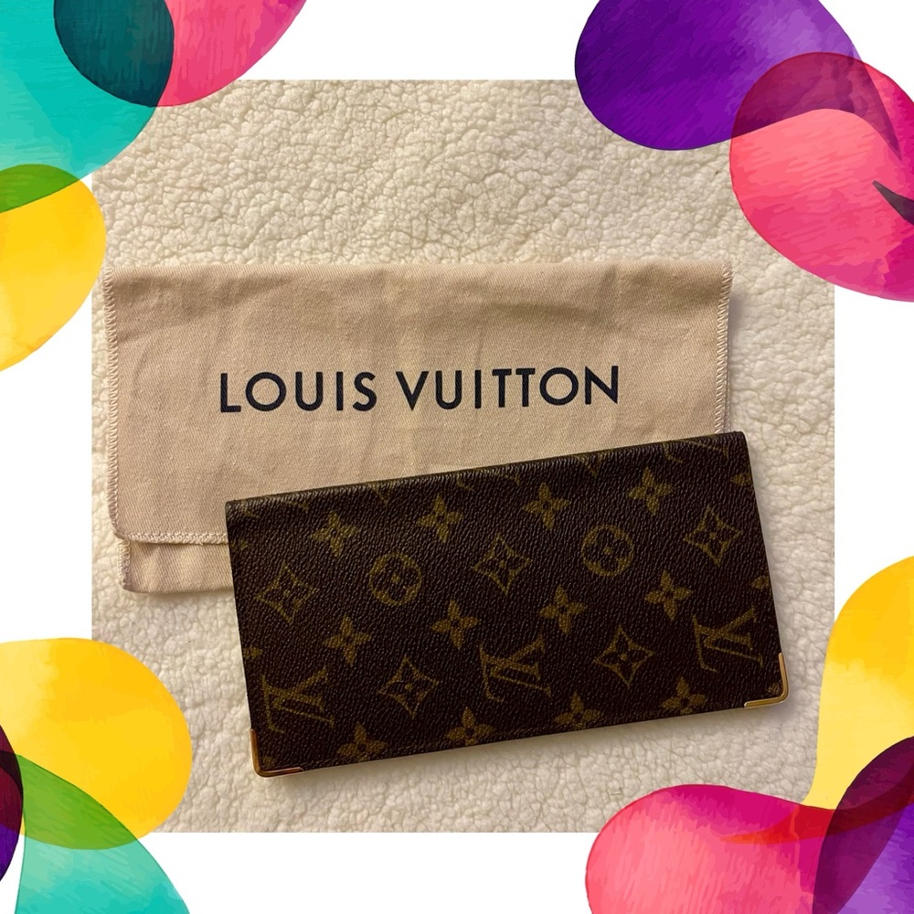 Louis Vuitton checkbook